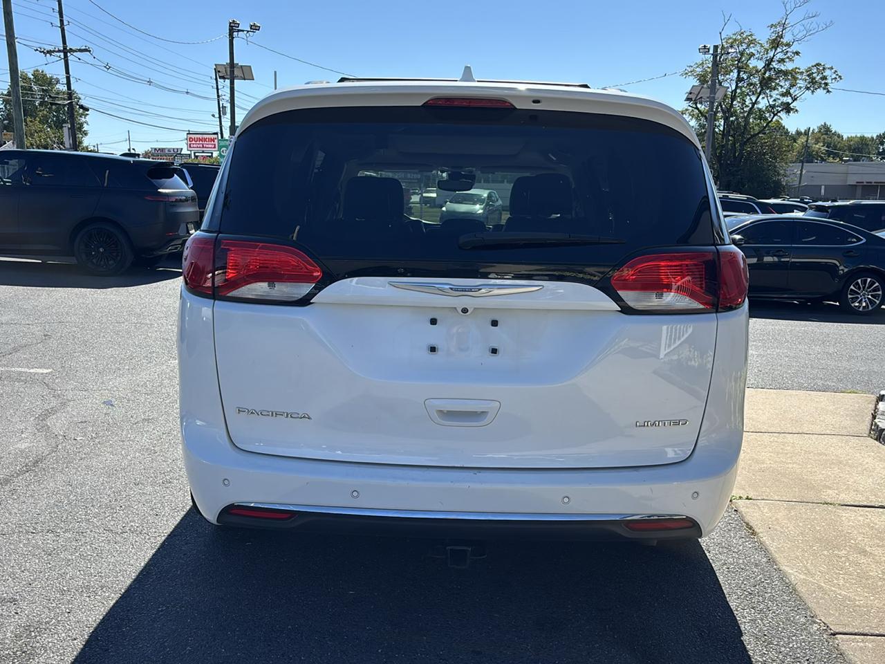 Chrysler Pacifica Limited FWD 2017