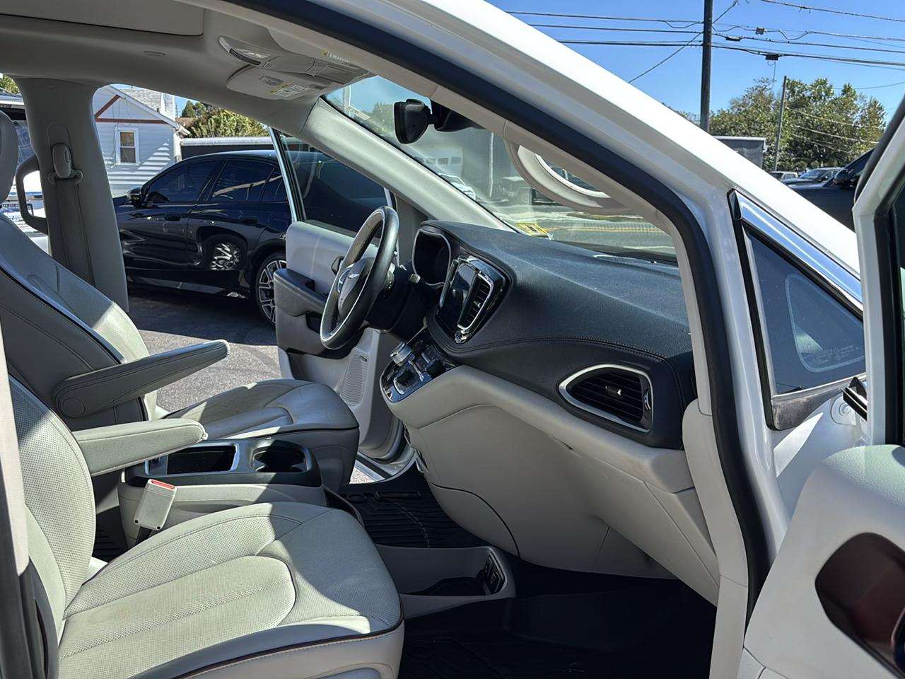 Chrysler Pacifica Limited FWD 2017
