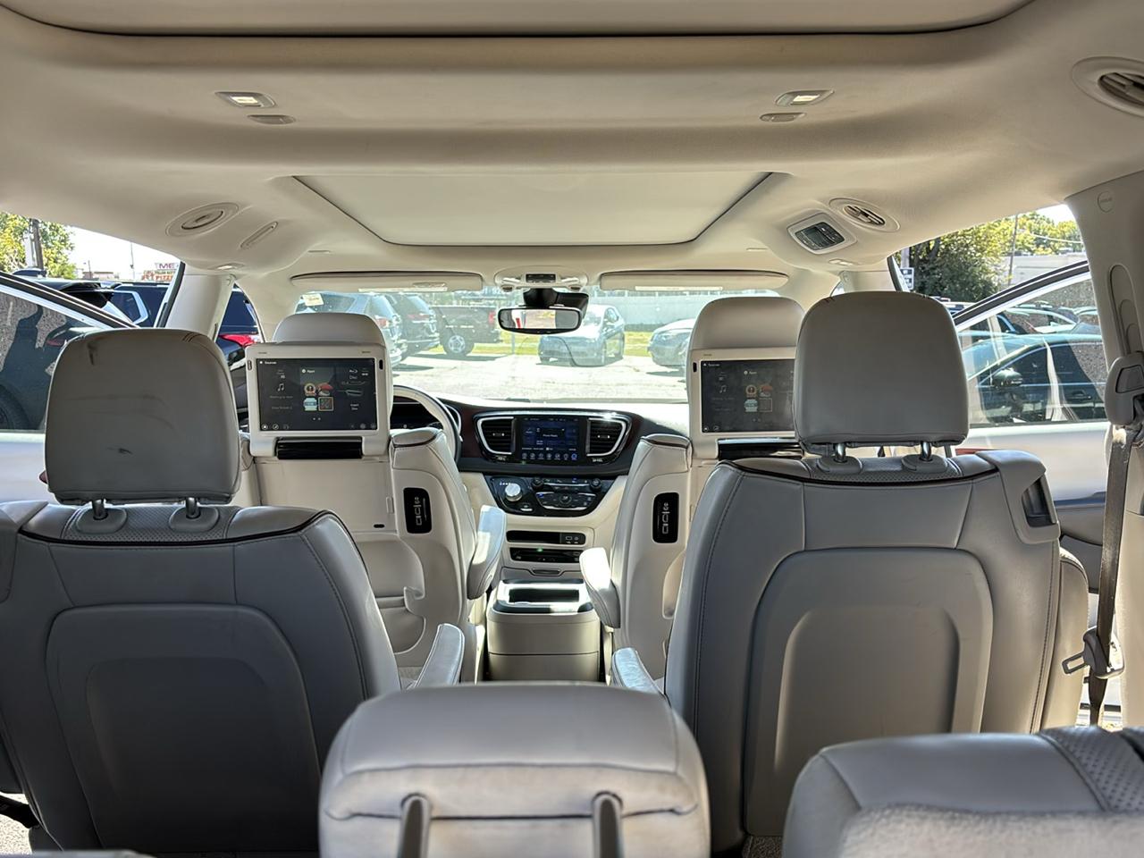 Chrysler Pacifica Limited FWD 2017