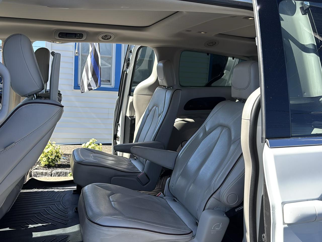 Chrysler Pacifica Limited FWD 2017