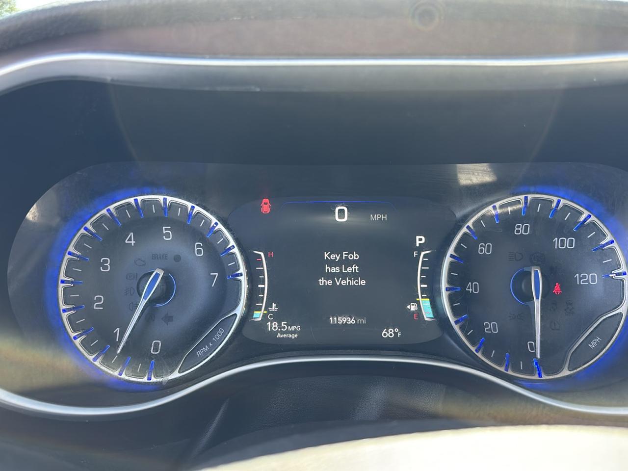 Chrysler Pacifica Limited FWD 2017