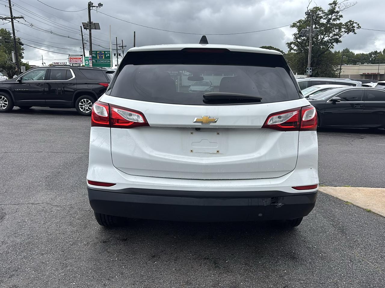 Chevrolet Equinox FWD 4dr LS w/1LS 2020