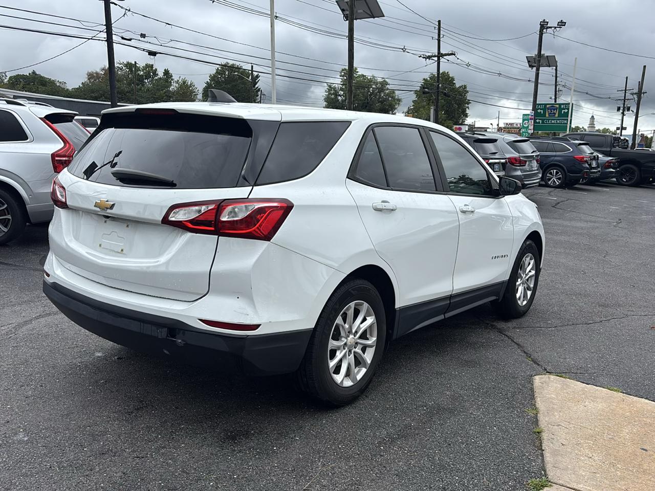 Chevrolet Equinox FWD 4dr LS w/1LS 2020