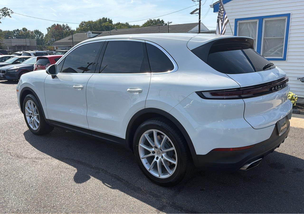 Porsche Cayenne AWD 2024