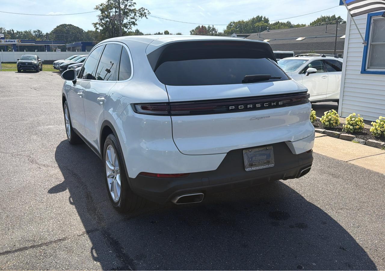 Porsche Cayenne AWD 2024