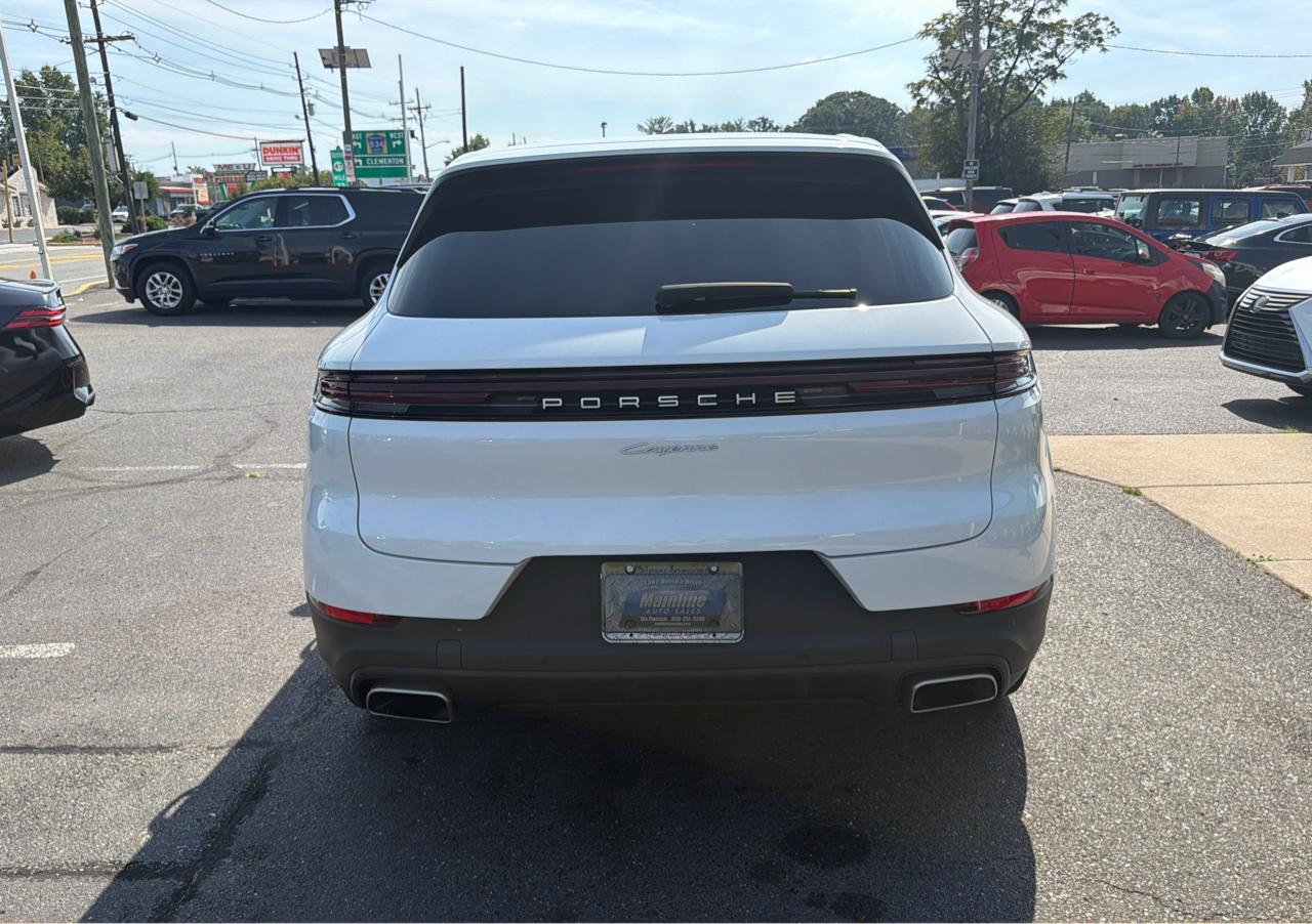 Porsche Cayenne AWD 2024