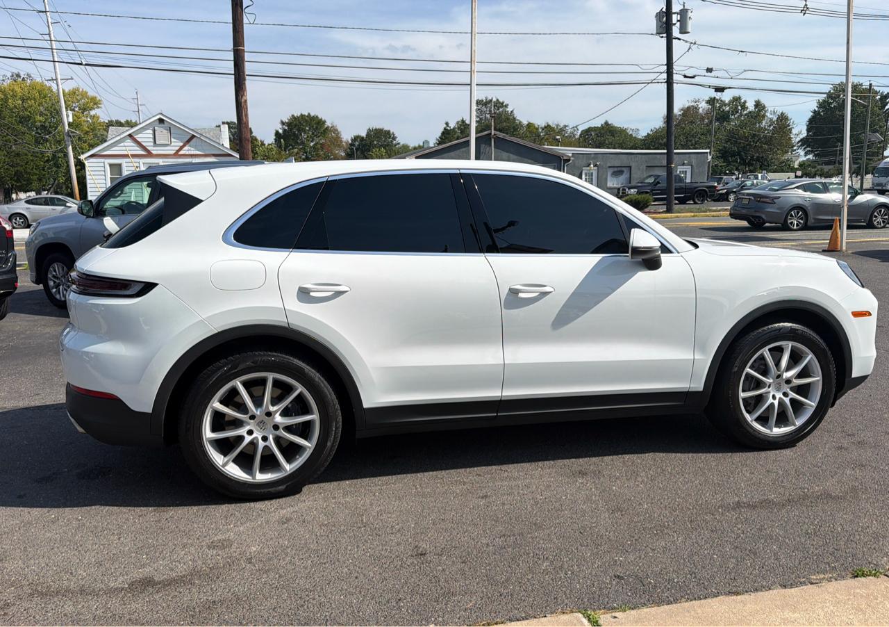Porsche Cayenne AWD 2024