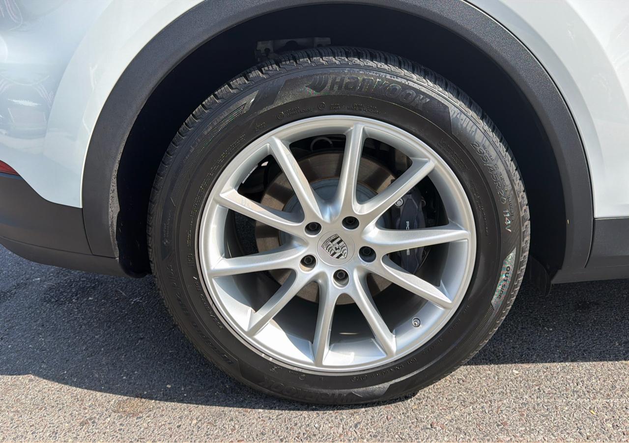 Porsche Cayenne AWD 2024