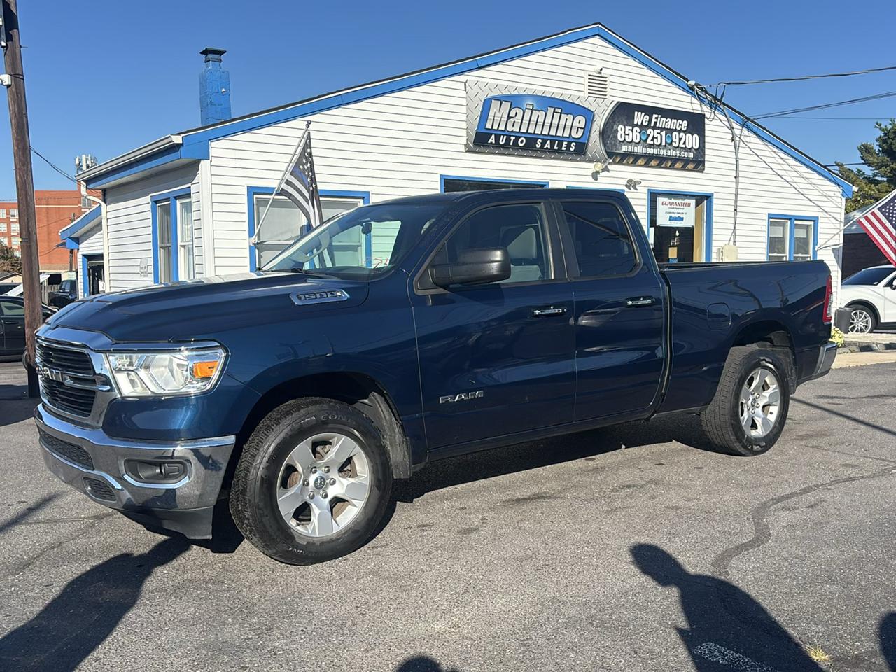 RAM 1500 Big Horn 4x4 Quad Cab 6'4" Box 2020