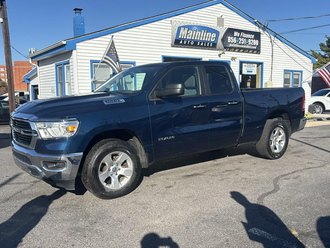RAM 1500 Big Horn 4x4 Quad Cab 6'4" Box 2020