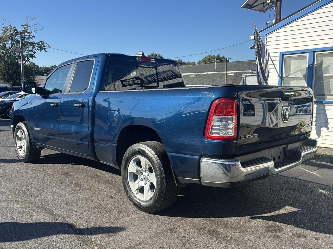 RAM 1500 Big Horn 4x4 Quad Cab 6'4" Box 2020