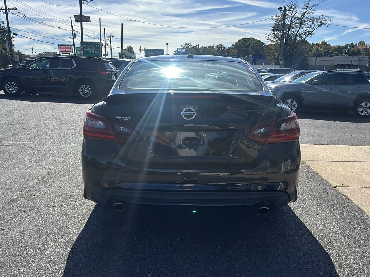 Nissan Altima 2.5 SR Sedan 2018