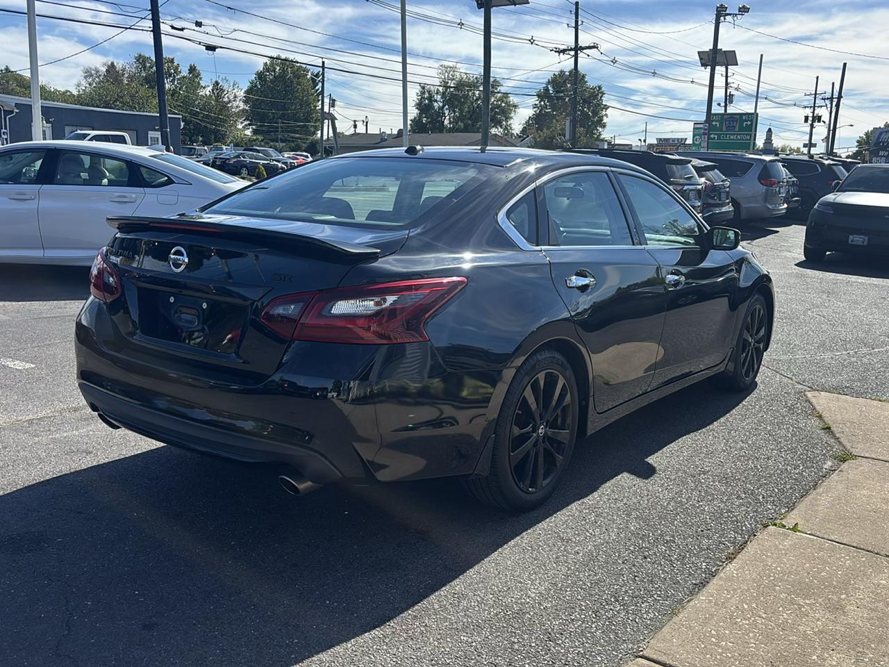 Nissan Altima 2.5 SR Sedan 2018