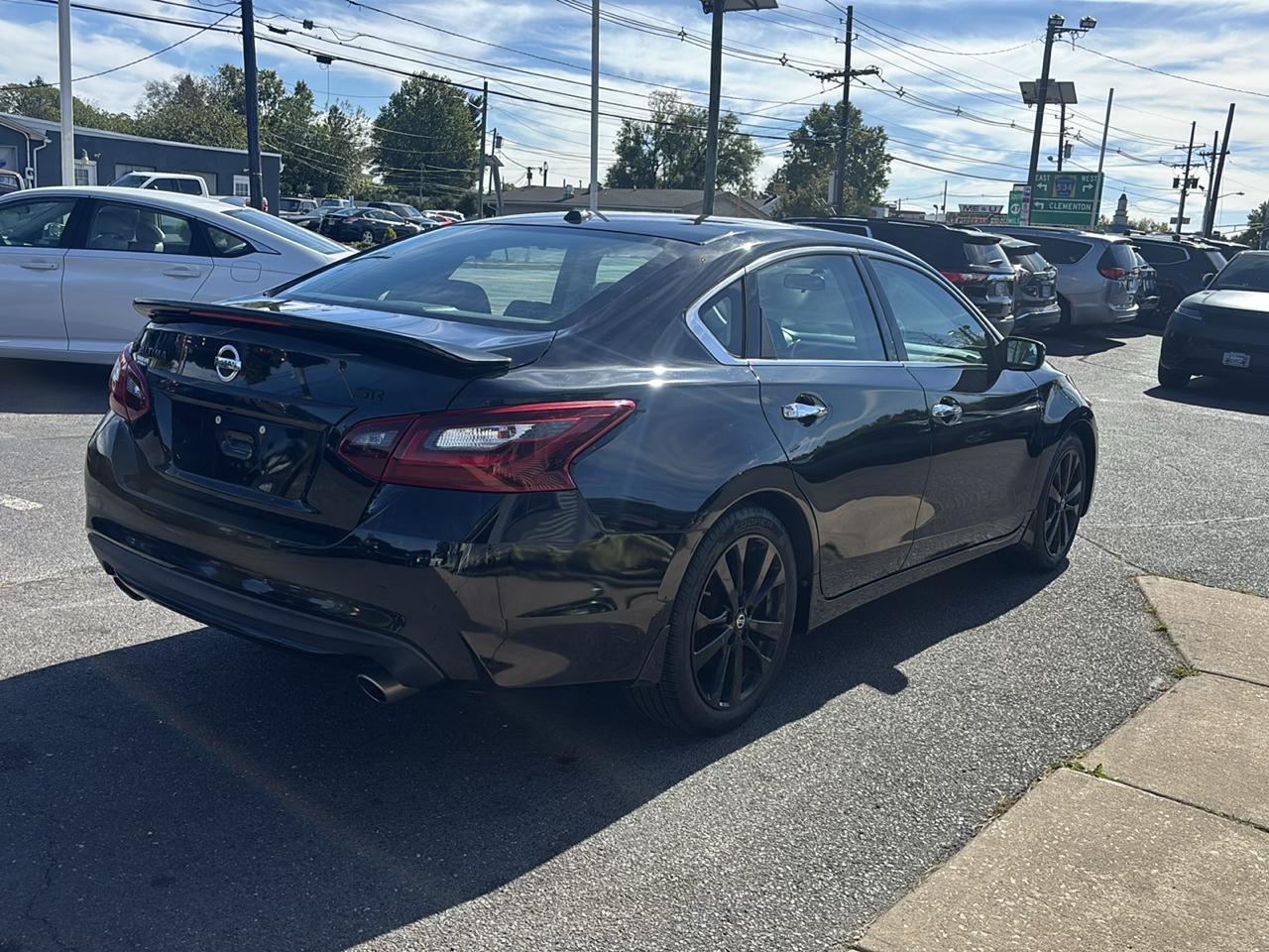 Nissan Altima 2.5 SR Sedan 2018