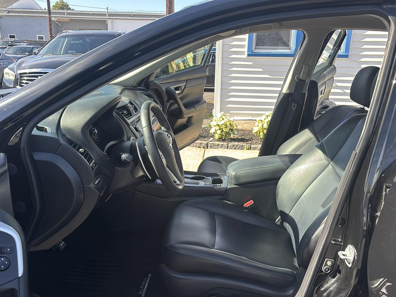 Nissan Altima 2.5 SR Sedan 2018