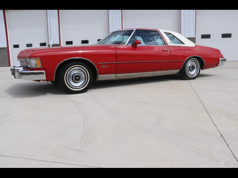 Buick Riviera 2dr Coupe 1974