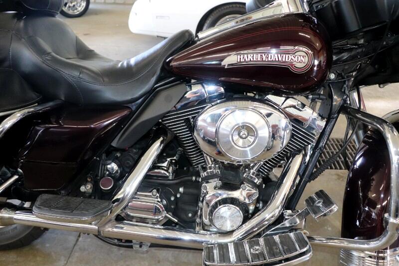 2005 Harley-Davidson FLHTC 3