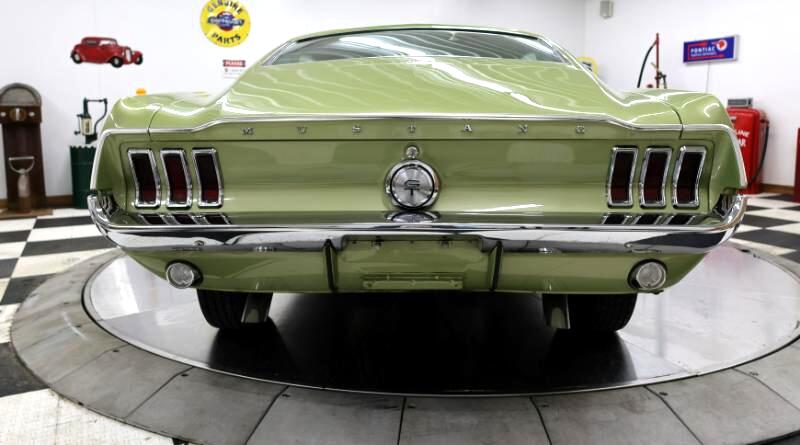 1967 Ford Mustang Fastback 34