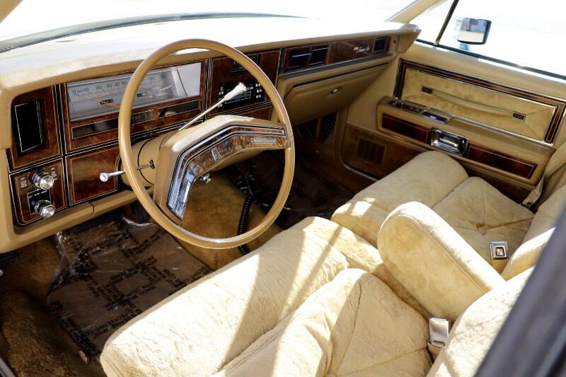1979 Lincoln Continental 33