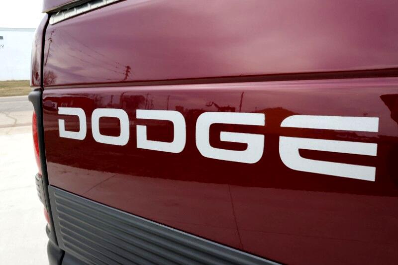 2000 Dodge Ram 3500 21