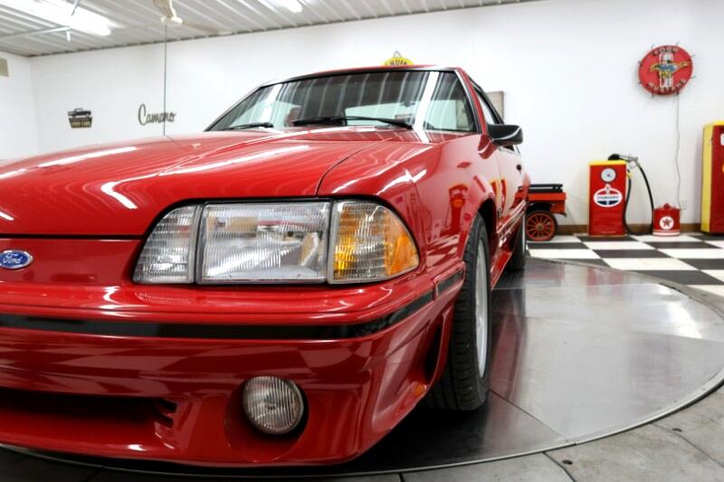 1990 Ford Mustang 8