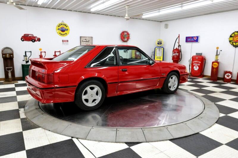 1990 Ford Mustang 33
