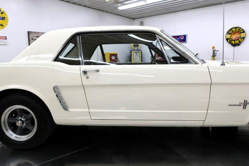 1965 Ford Mustang 31