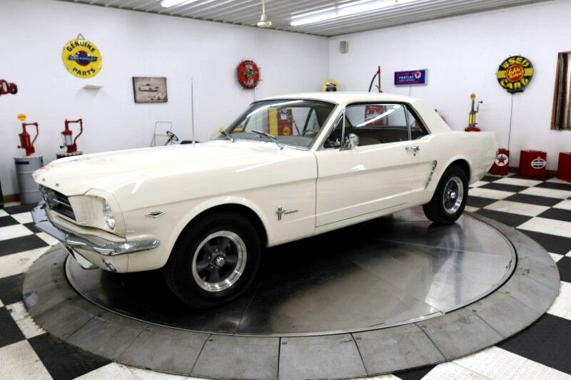 1965 Ford Mustang 37