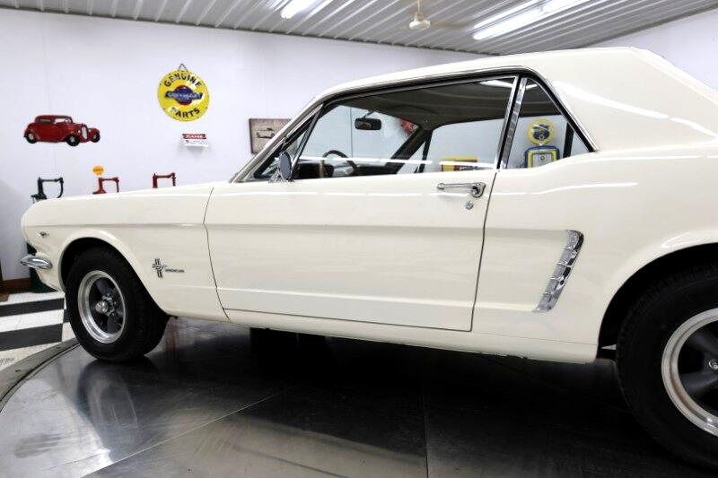 1965 Ford Mustang 42
