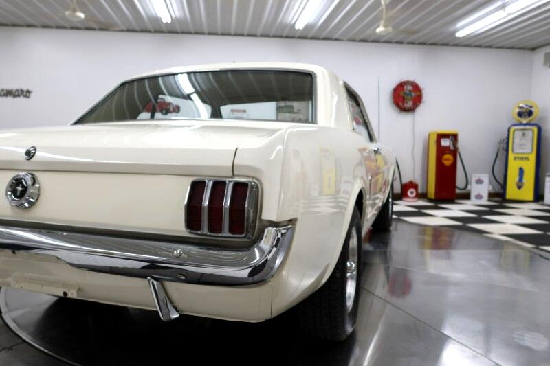 1965 Ford Mustang 43