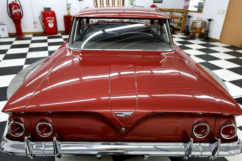 1961 Chevrolet Biscayne 23