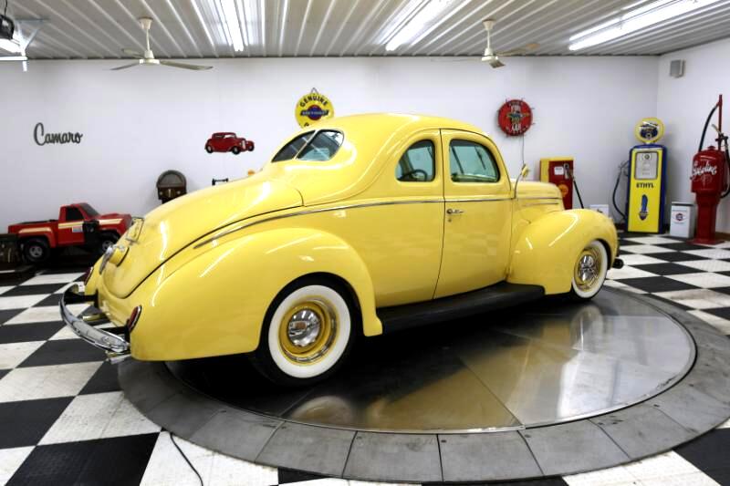 1939 Ford Deluxe 47