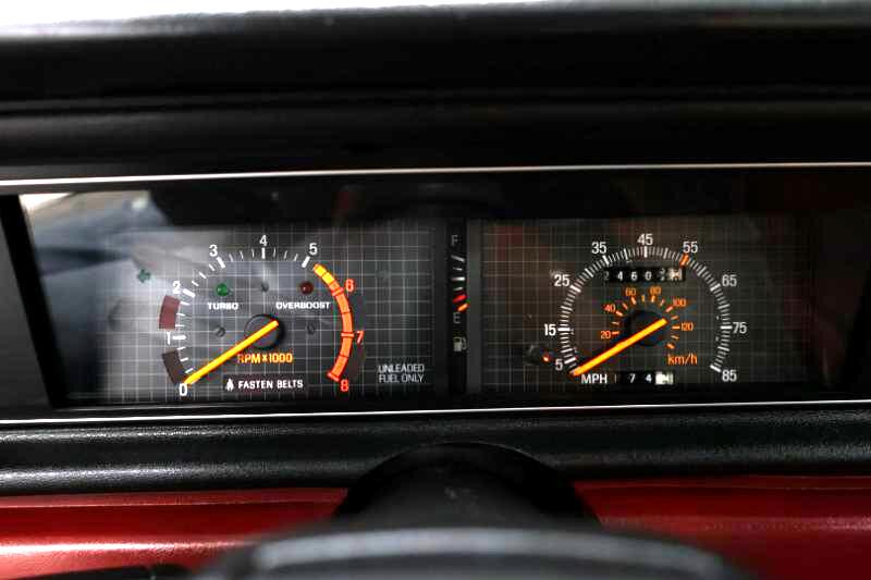 1984 Ford Thunderbird 18