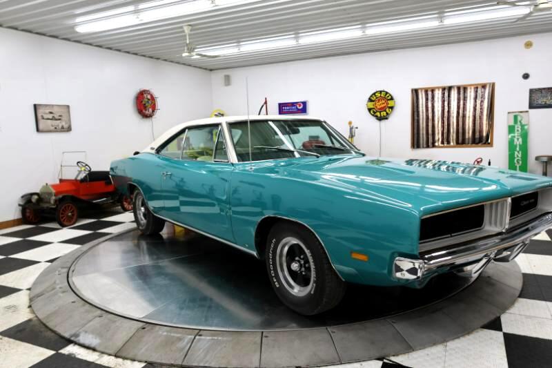 1969 Dodge Charger 1