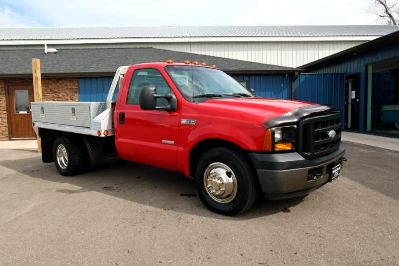 2006 Ford F350 13