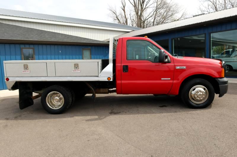 2006 Ford F350 32