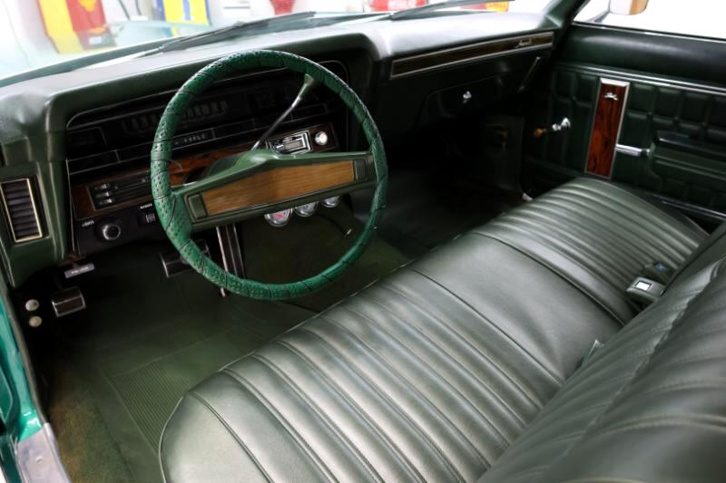 1970 Chevrolet Impala 16
