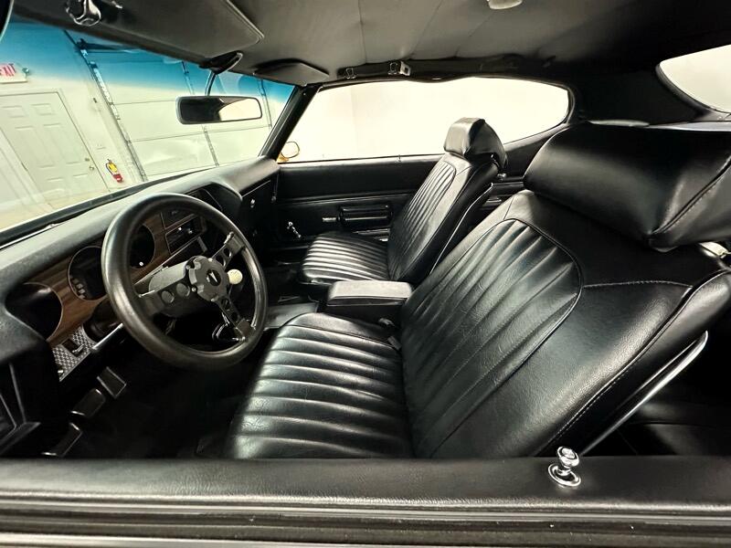 1972 Pontiac GTO 29