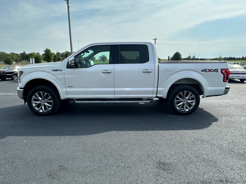 2017 Ford F-150 4WD SuperCrew 157" Lariat