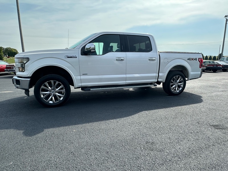 Ford F-150 4WD SuperCrew 157" Lariat 2017