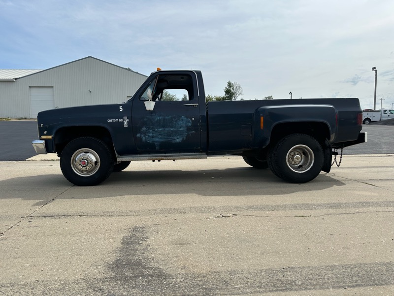 1986 Chevrolet C/K 30 Regular Cab 4WD