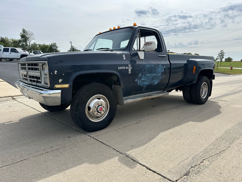 1986 Chevrolet C/K Pickup photo 2