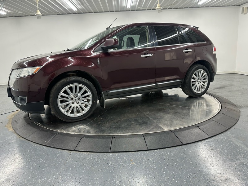2011 Lincoln MKX photo 2