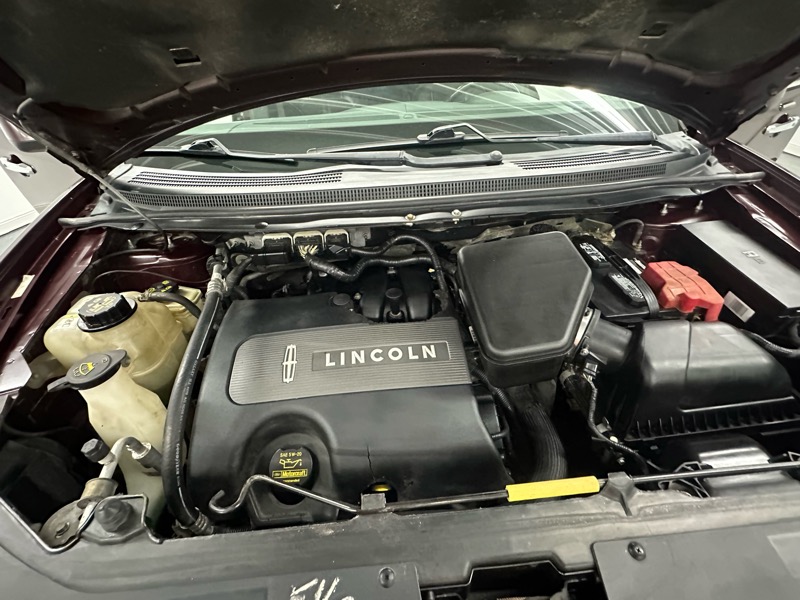2011 Lincoln MKX photo 10