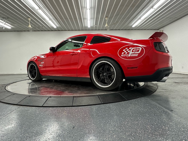 Ford Mustang GT Coupe 2012