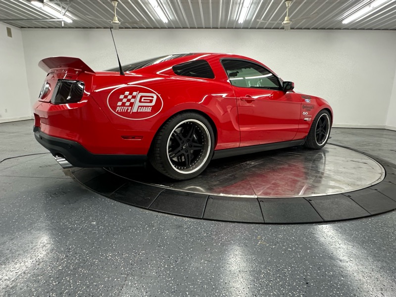 Ford Mustang GT Coupe 2012