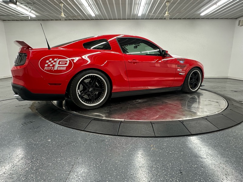 Ford Mustang GT Coupe 2012