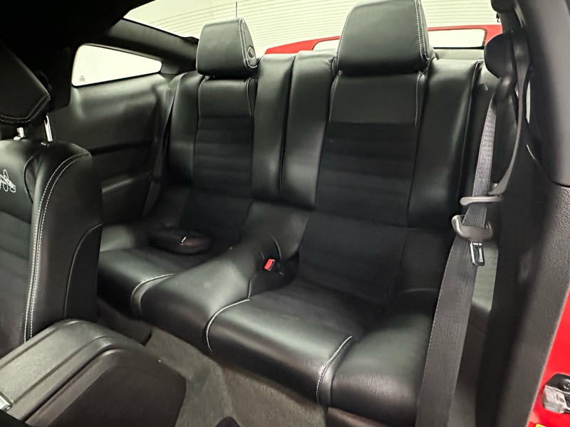 Ford Mustang GT Coupe 2012