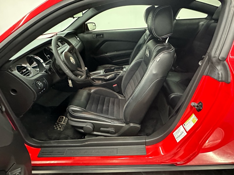 Ford Mustang GT Coupe 2012