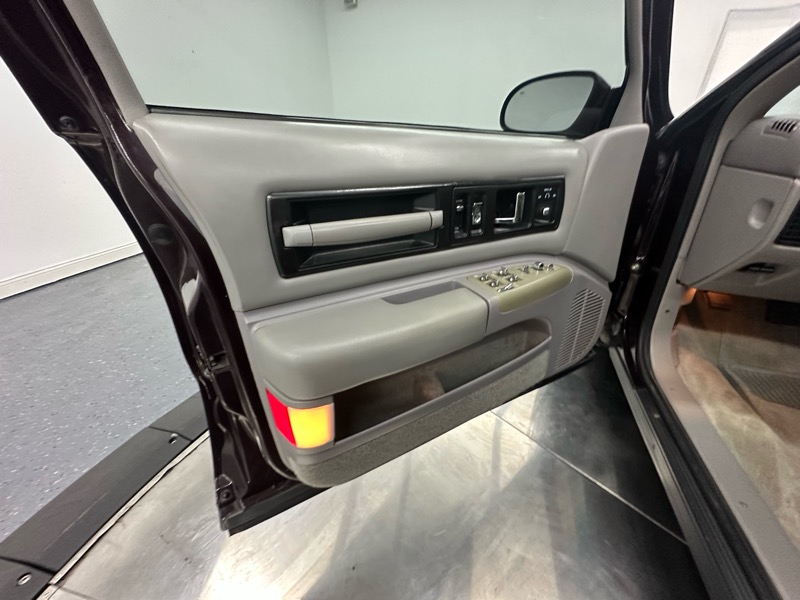 Chevrolet Impala SS Base 1995